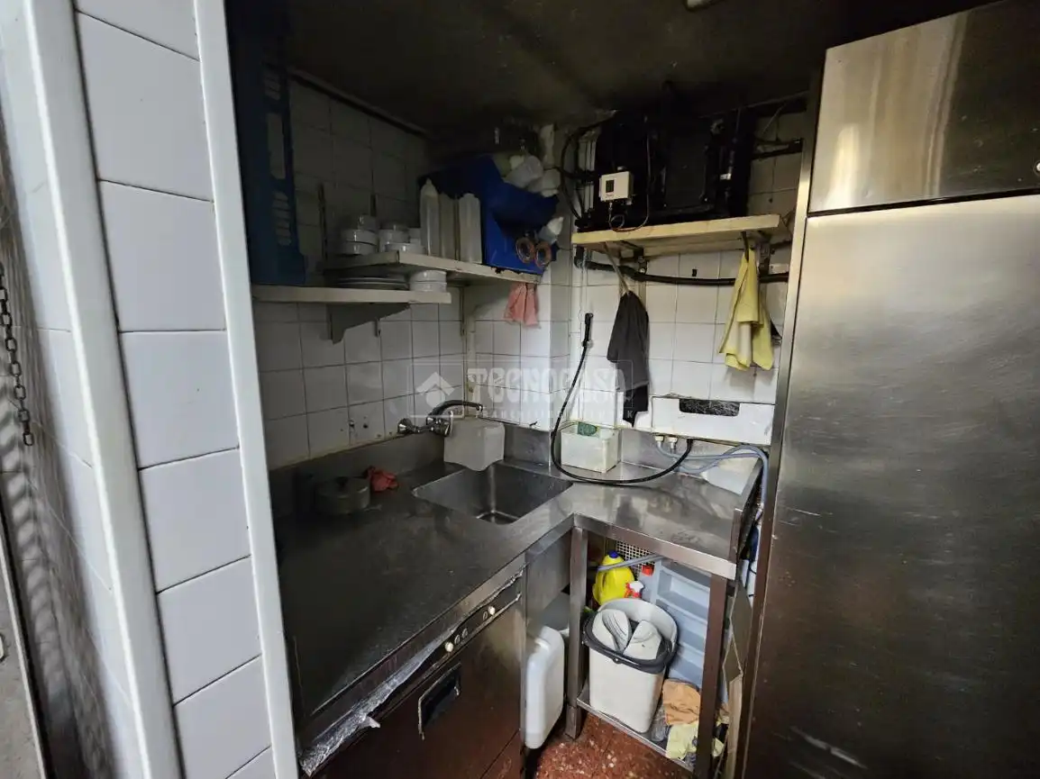 Cocina de Local en venta en Madrid con Aire acondicionado, Calefacción y Terraza
