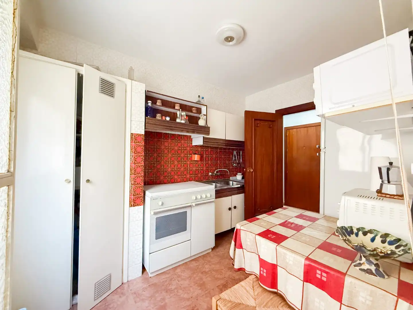 Cocina de Piso en venta en Águilas con Terraza, Amueblado y Balcón