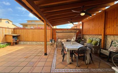 Terrassa de Casa o xalet en venda en Llinars del Vallès amb Calefacció, Jardí privat i Balcó
