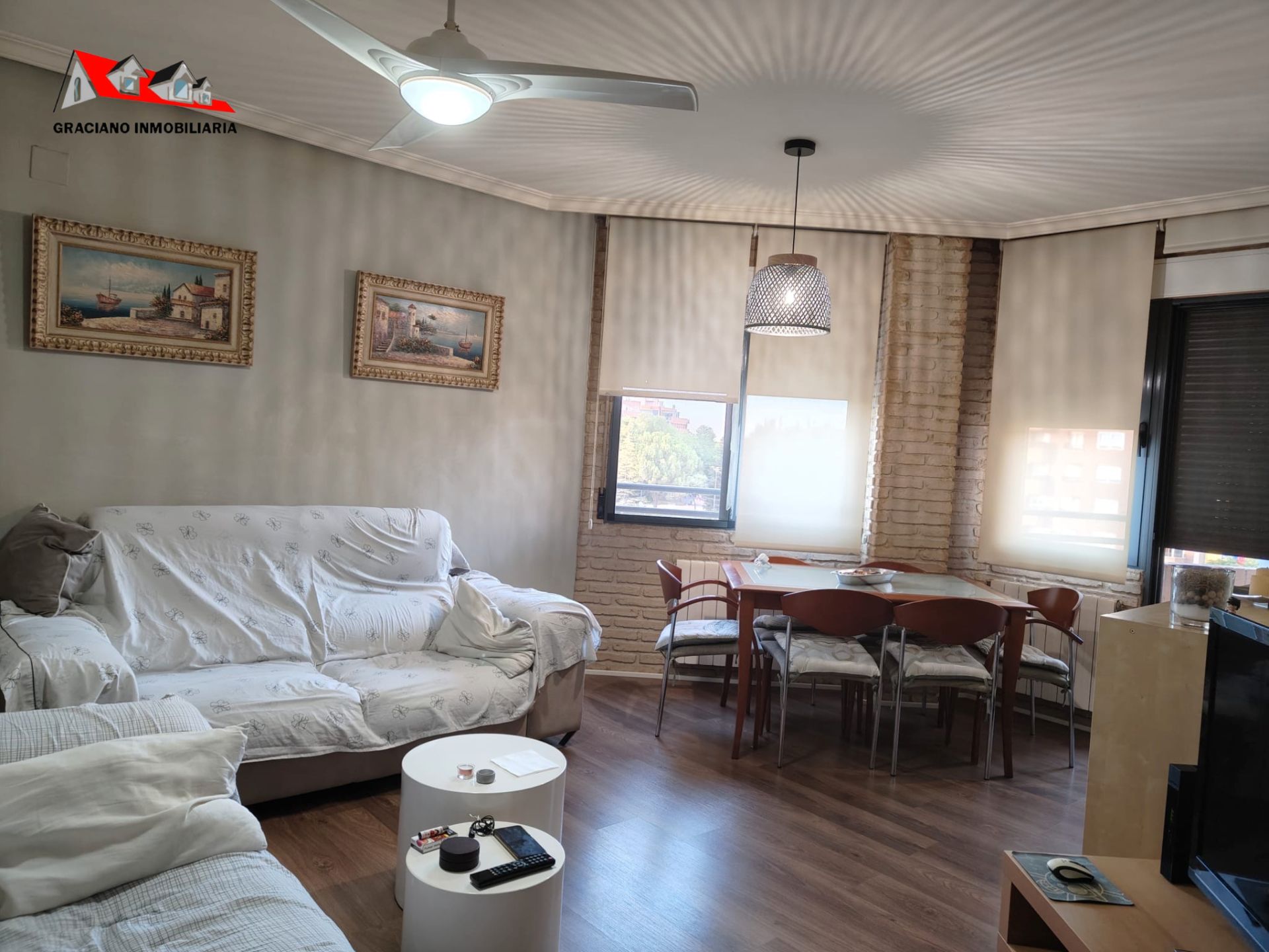 Living room of Flat for sale in  Albacete Capital  with Heating, Furnished and Balcony
