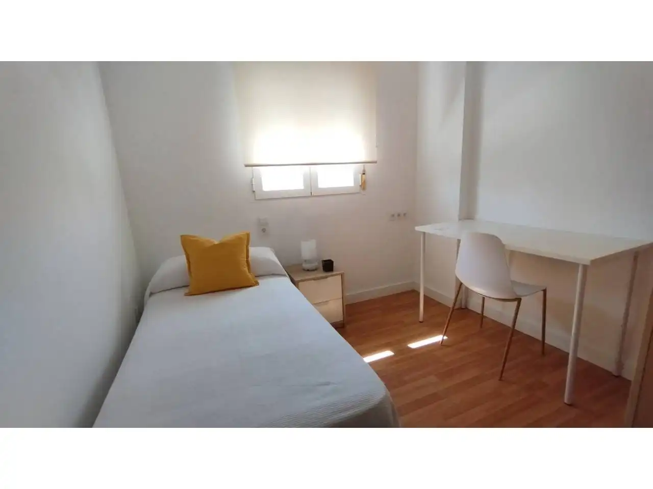 Flat for rent in Calle Pastillo, Isla Chica