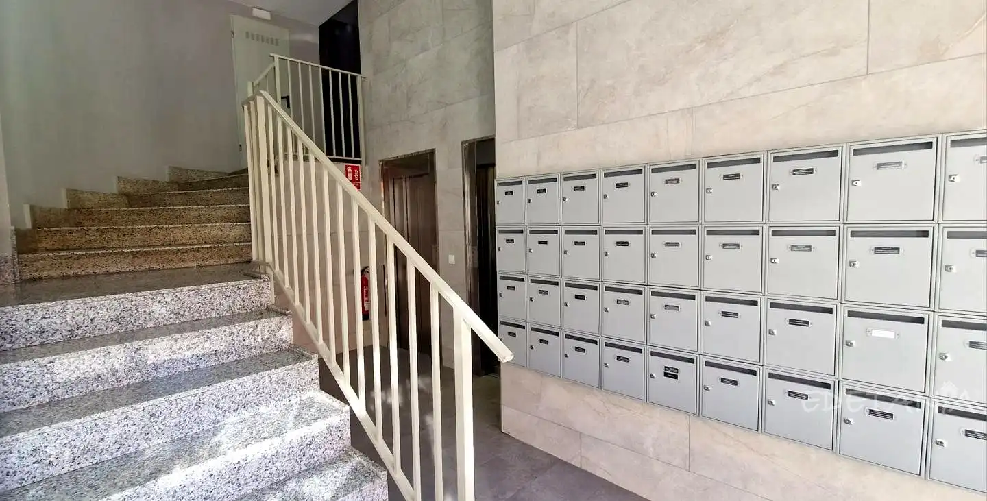 Piso en venta en Cronista Llorens I Raga, Moncada