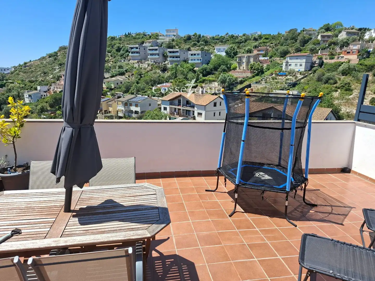 Terrasse von Einfamilien-Reihenhaus zum Verkauf in Calafell mit Heizung und Terrasse