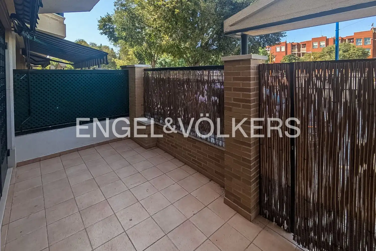 Terrace of Houses for rent in Torrent  with Air Conditioner, Heating and Private garden