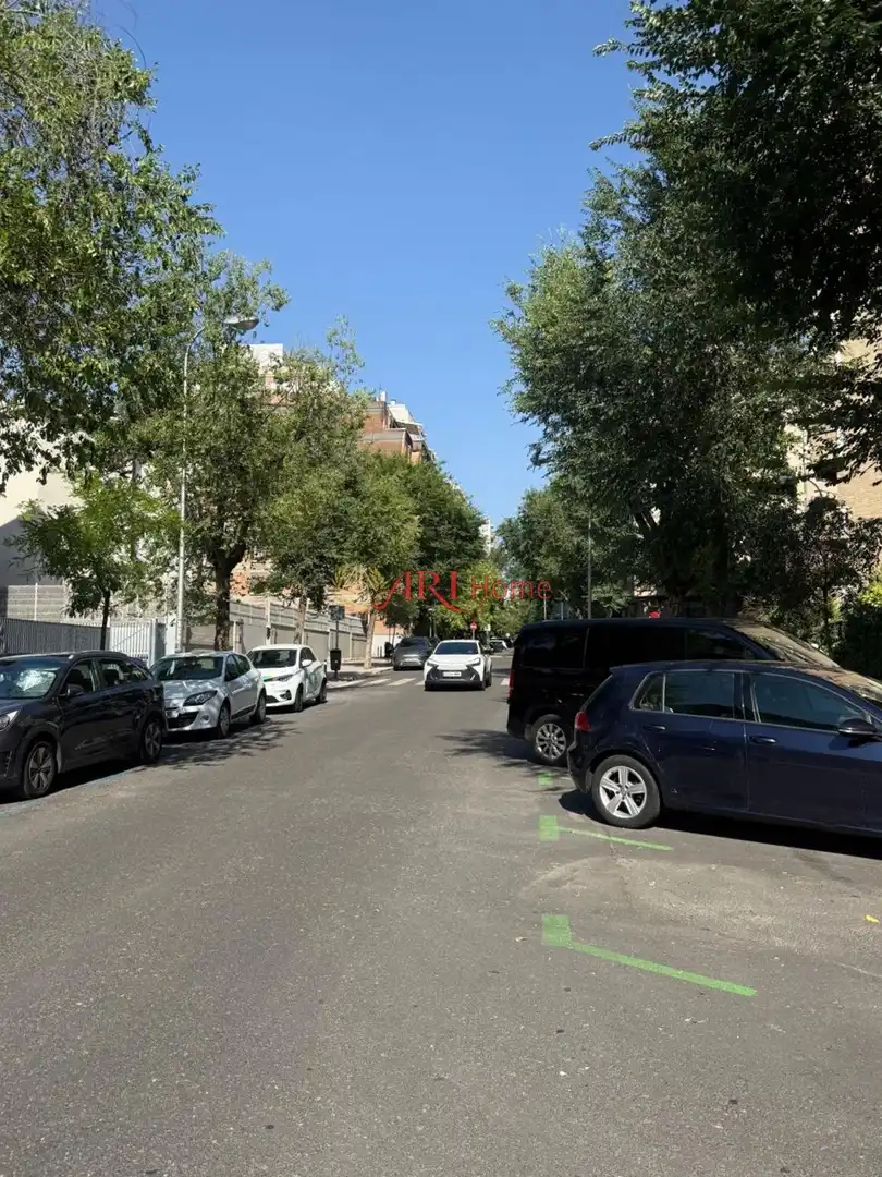 Einzelparkplatz mit Aufzug zum Verkauf in Julian Romea, imagen 10
