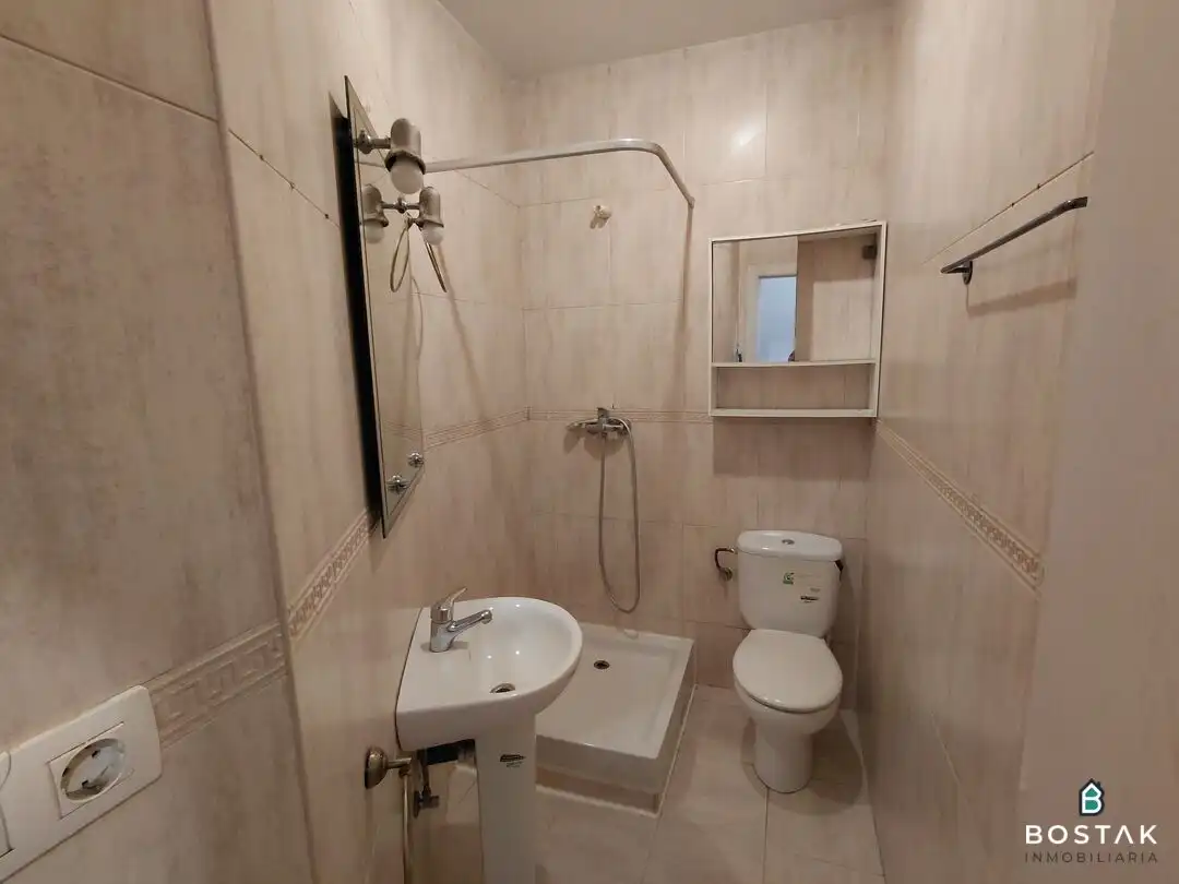 Badezimmer von Geschaftsraum zum Verkauf in Bilbao 