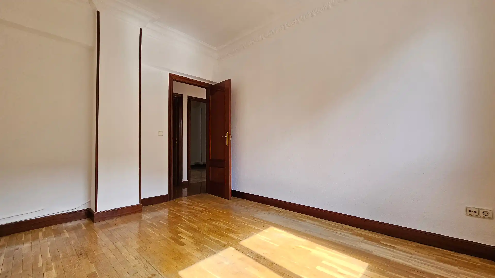 Habitación de Piso en venta en Vitoria - Gasteiz con Calefacción, Parquet y Trastero