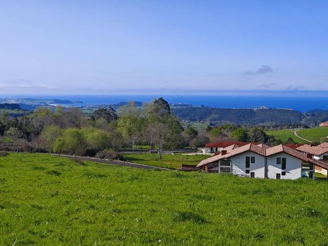 Terreno residencial en Venta en Udías