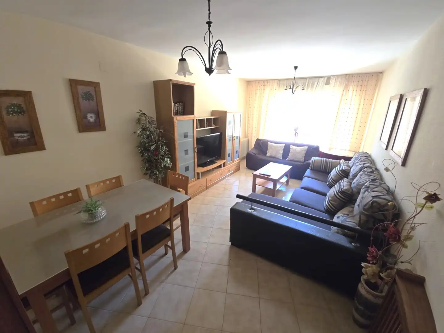 Living room of Flat for rent in Cáceres  with Heating, Terrace and Furnished