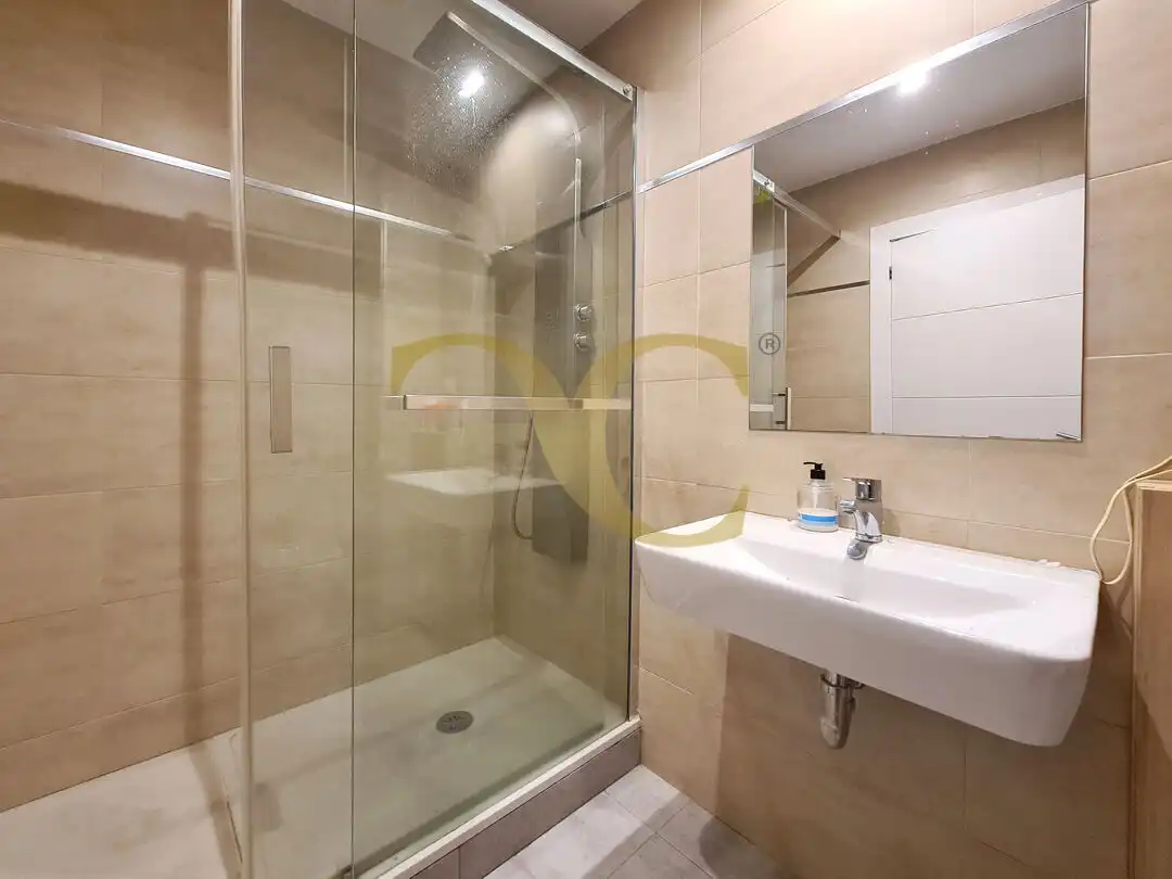 Piso con ascensor en venta en Paseo del Muro de San Lorenzo, imagen 26