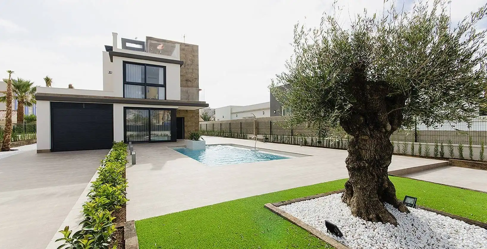 Chalet con piscina en venta en Calle Juan Marsé, imagen 2
