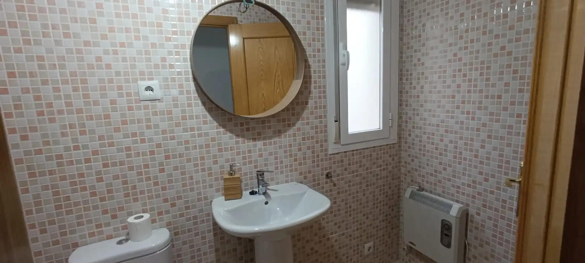 Baño de Piso en venta en Pedro Muñoz con Calefacción, Trastero y Amueblado
