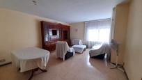 Living room of Flat for sale in Girona Capital  with Heating, Terrace and Balcony