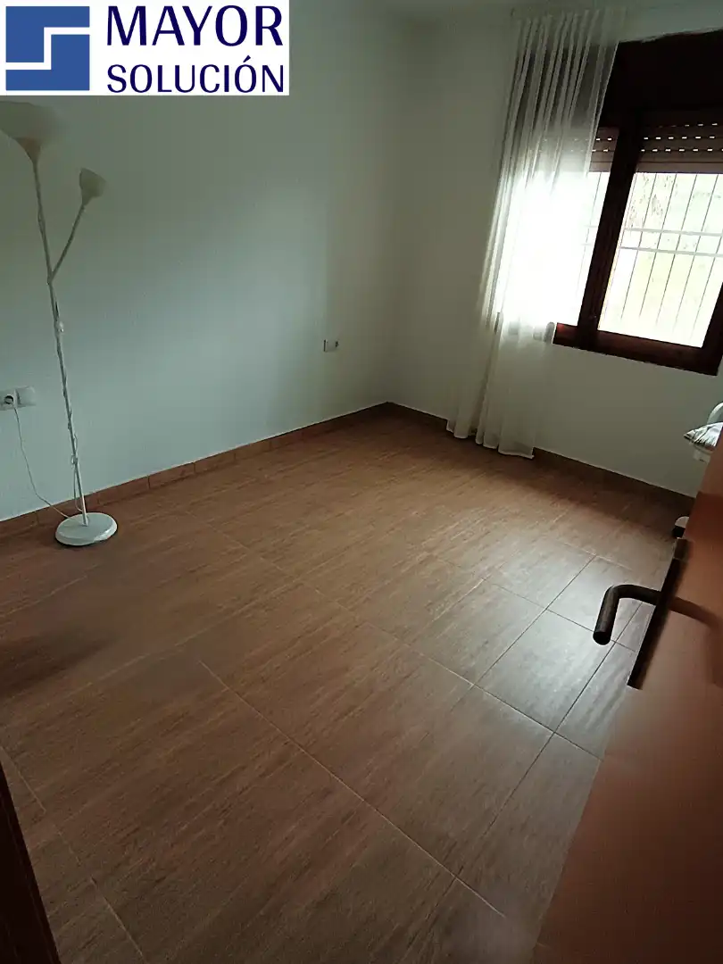 Dormitori de Casa o xalet en venda en Sant Pere de Ribes amb Calefacció, Jardí privat i Terrassa