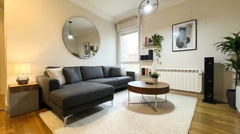 Foto 2 de Piso en venta en Kalamua Kalea, 1, Las Arenas, Getxo