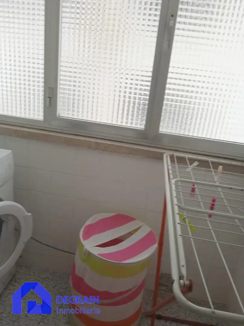Terraza de Piso de alquiler en Oviedo  con Calefacción, Terraza y Amueblado