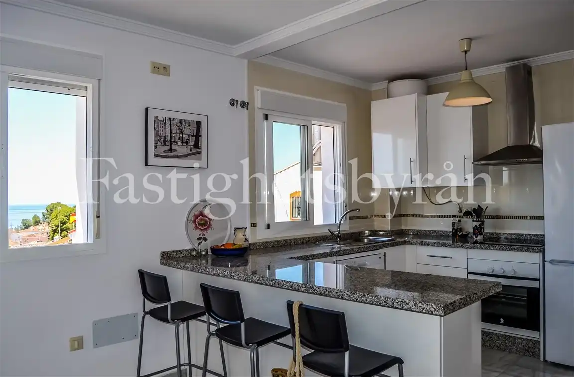 Cuina de Apartament en venda en Vélez-Málaga amb Aire condicionat, Terrassa i Traster
