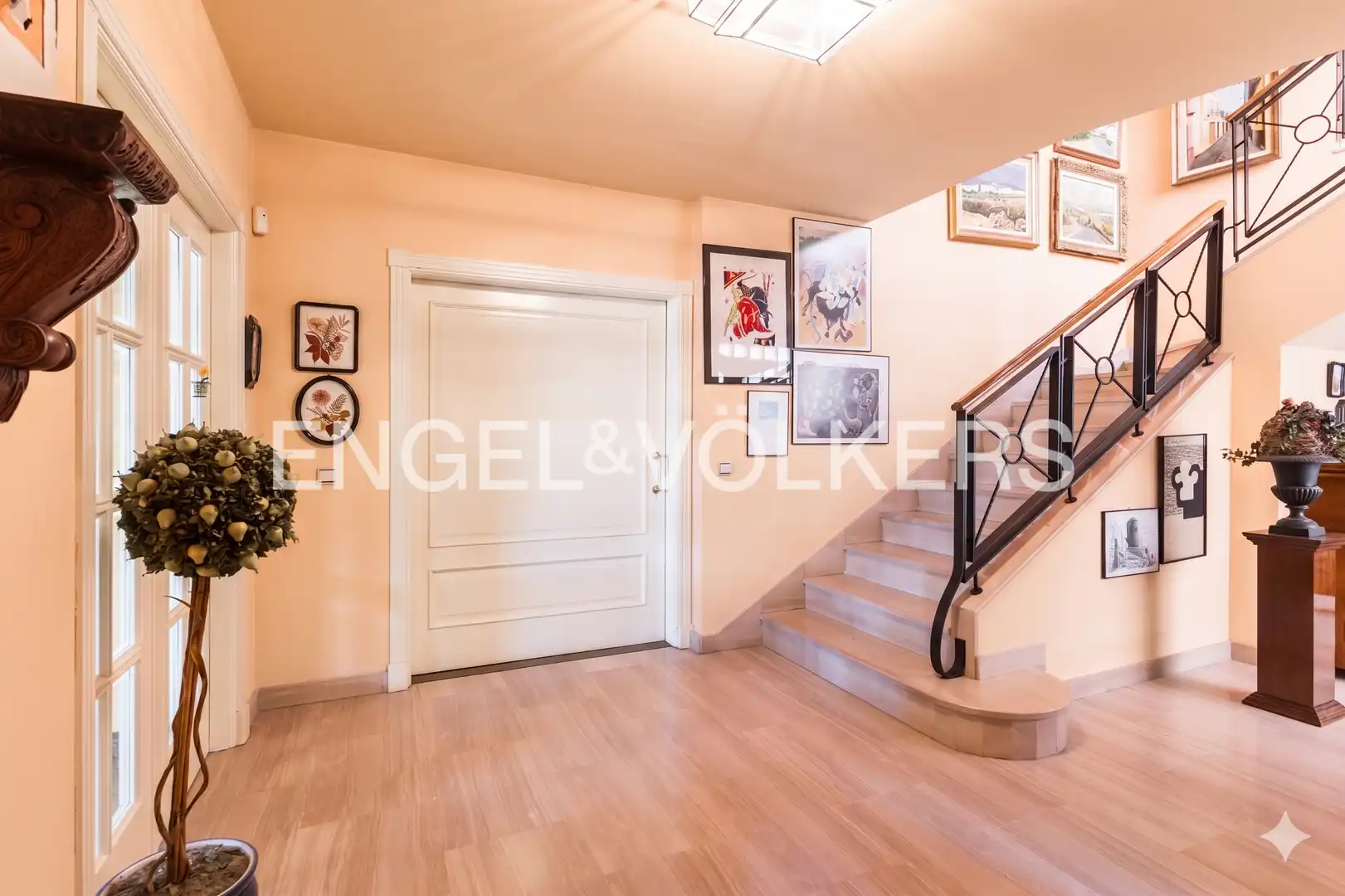 Houses for sale in Velilla de San Antonio  with Air Conditioner, Heating and Terrace
