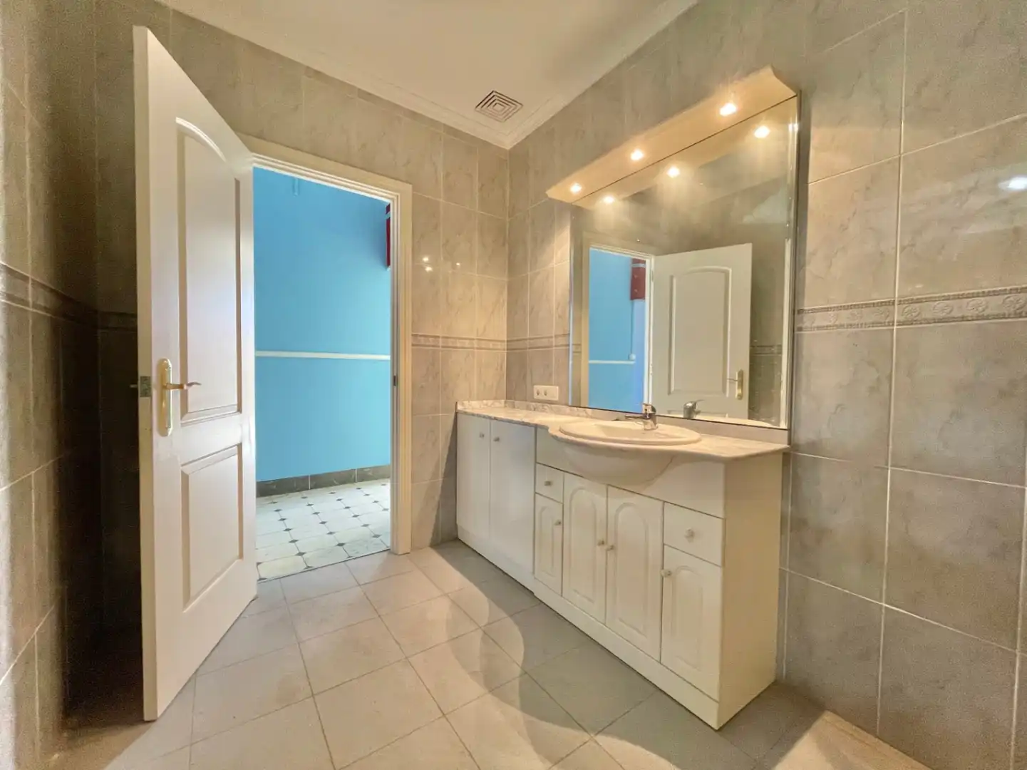 Apartament amb terrassa en venda a Centro, imagen 17