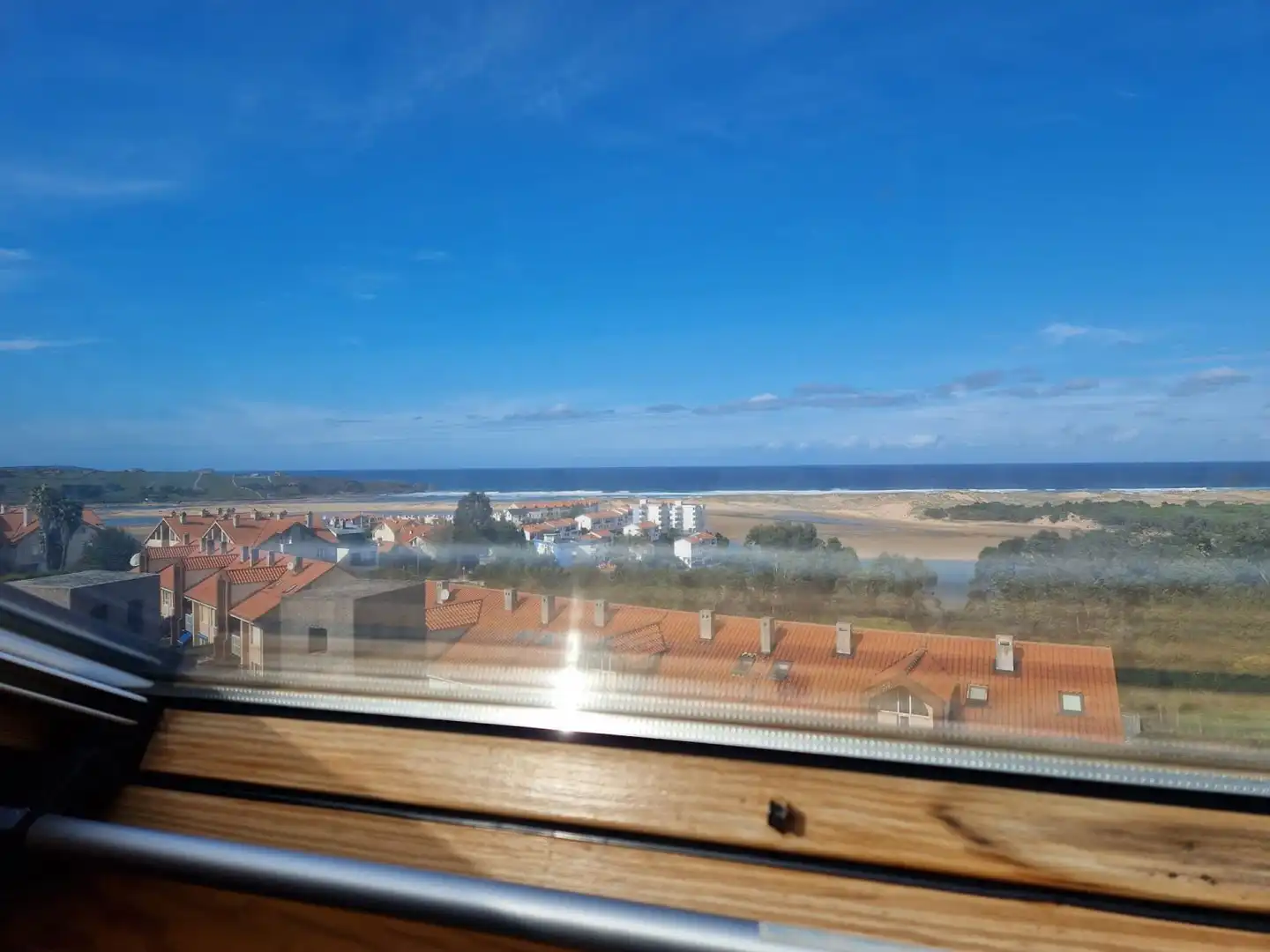 Vista exterior de Dúplex en venta en Miengo con Calefacción, Terraza y Trastero