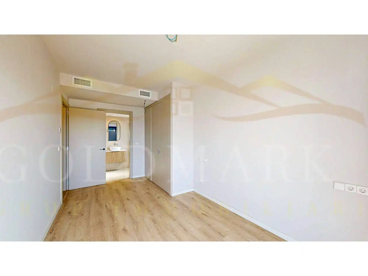 Habitación de Ático en venta en Sant Pere de Ribes con Aire acondicionado, Calefacción y Parquet