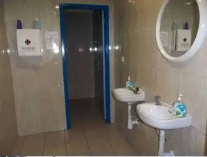 Baño de Nave industrial en venta en Gandia