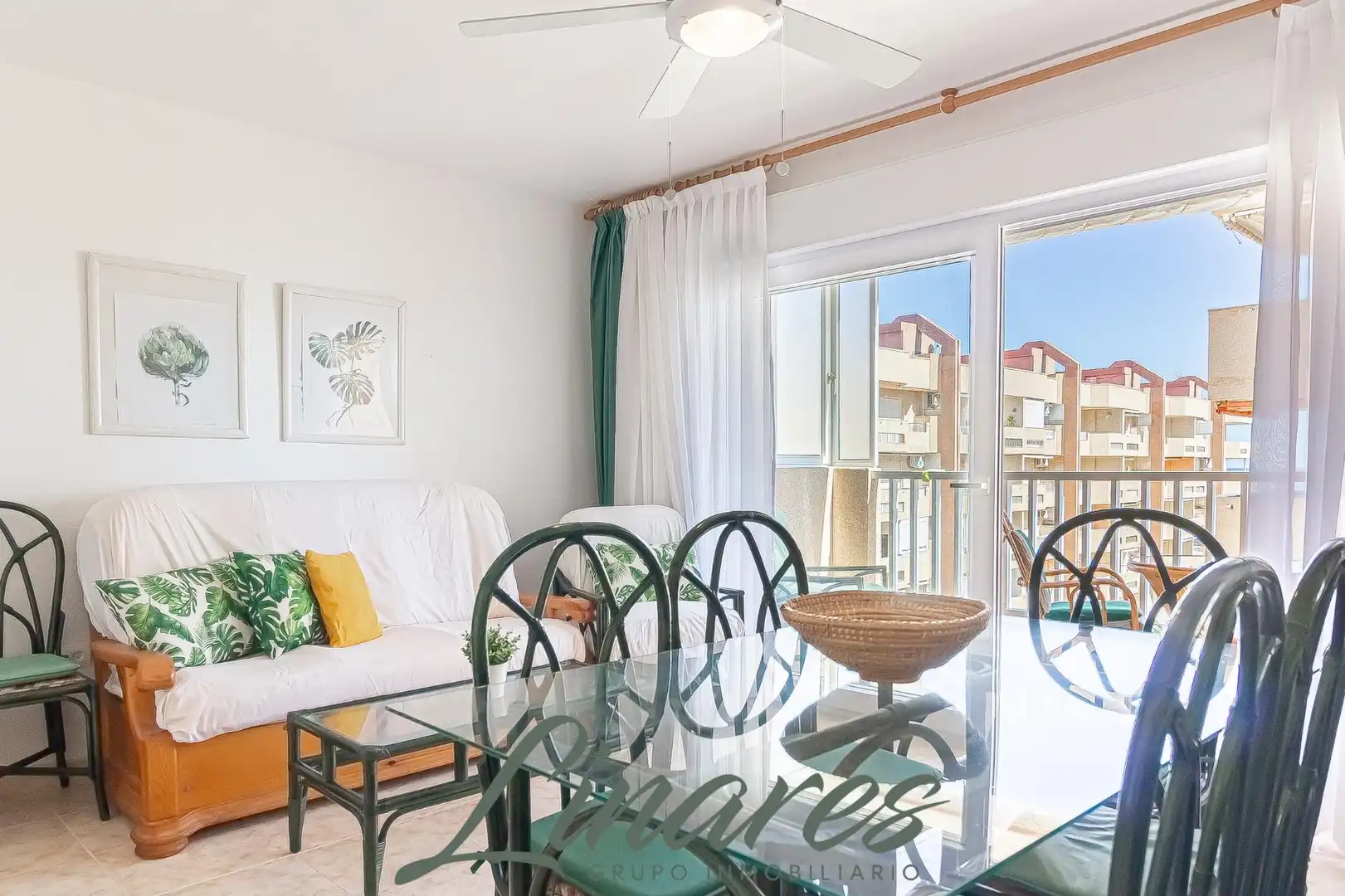 Sala d'estar de Àtic en venda en La Manga del Mar Menor amb Terrassa i Moblat