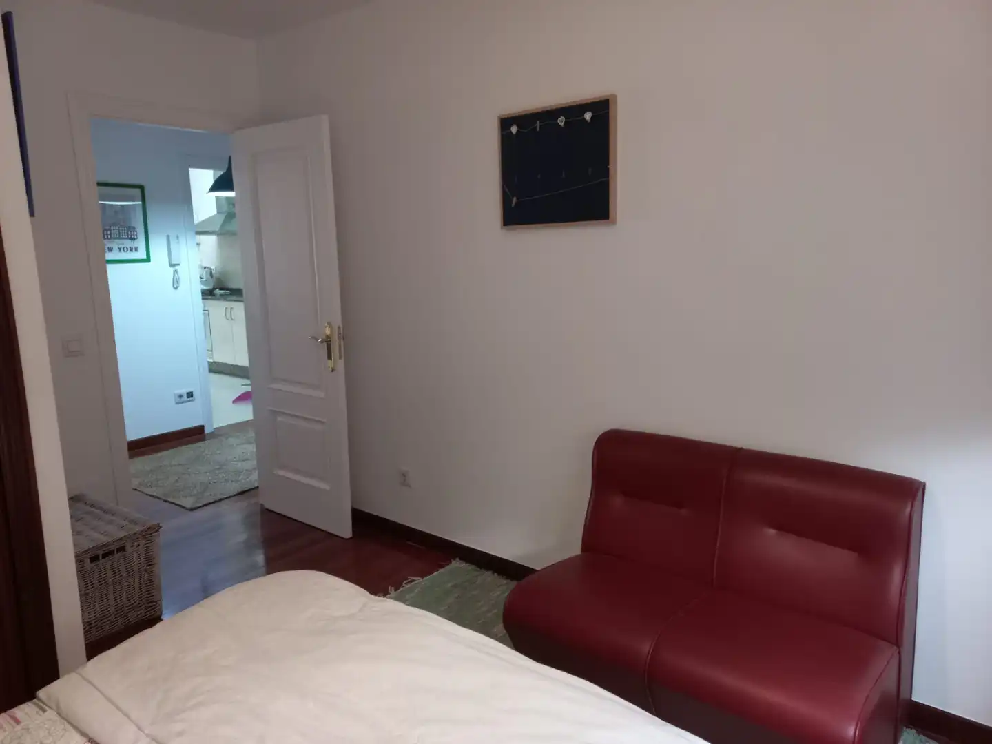 Schlafzimmer von Wohnung zur Miete in Santiago de Compostela  mit Heizung, Terrasse und Möbliert