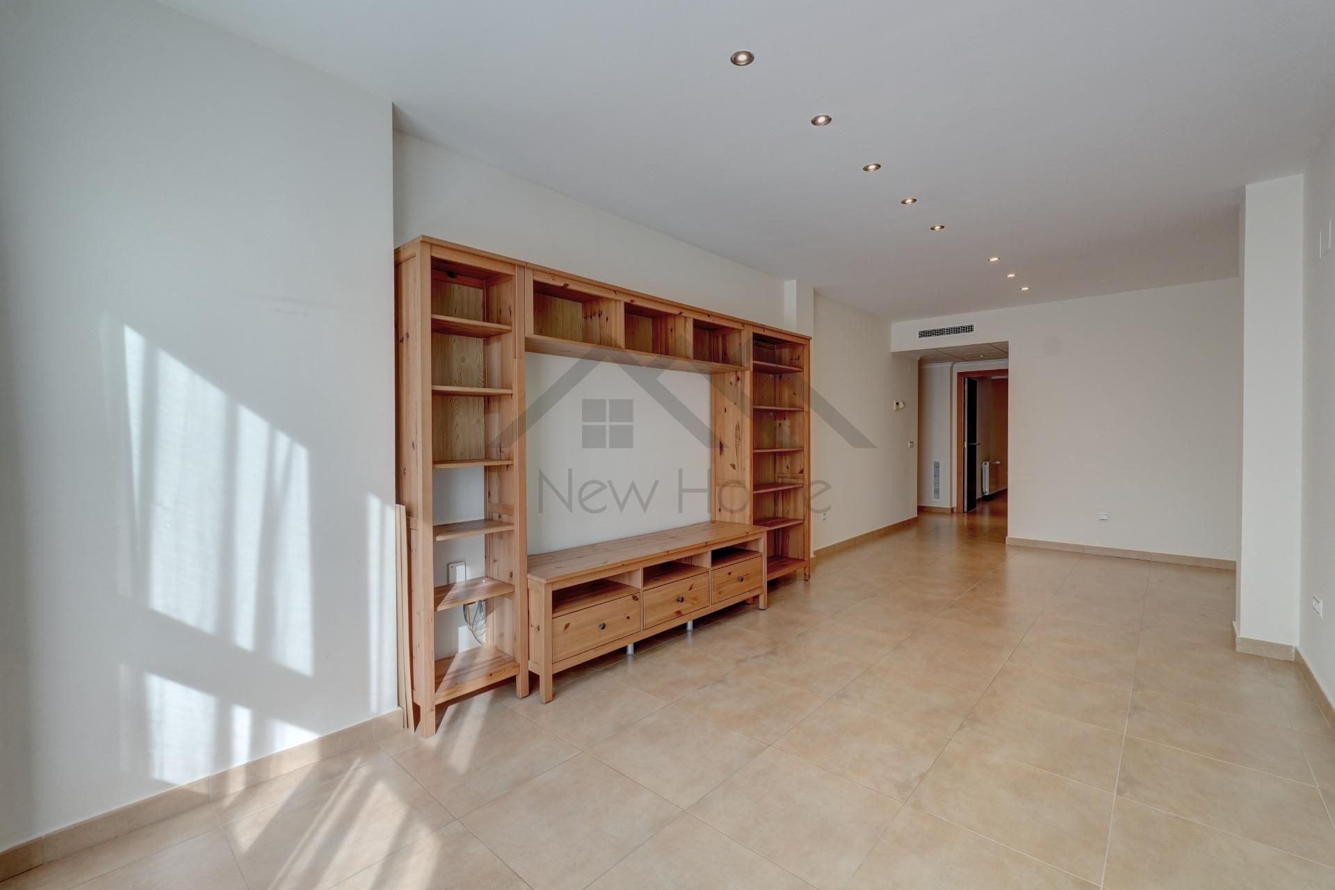 Sala d'estar de Pis de lloguer en La Pobla de Vallbona amb Aire condicionat, Calefacció i Terrassa