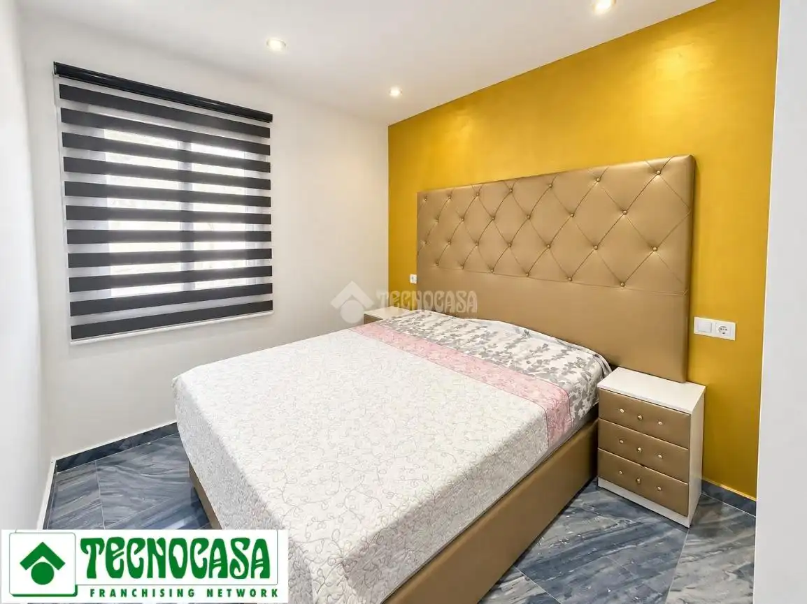 Habitación de Casa adosada en venta en San Francisco