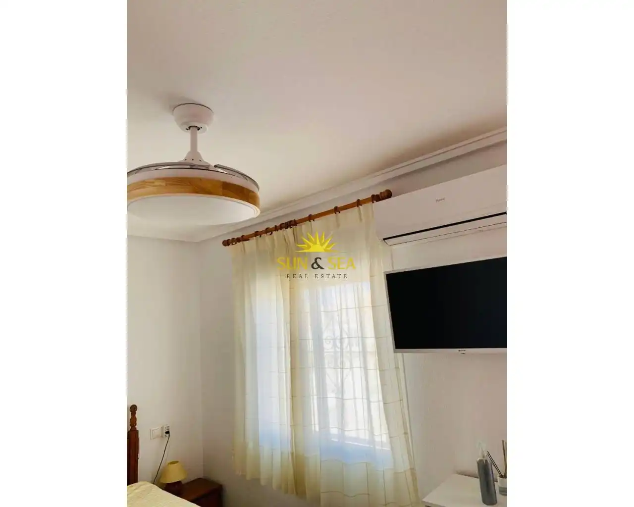Schlafzimmer von Haus oder Chalet zur Miete in Santa Pola mit Klimaanlage, Heizung und Terrasse