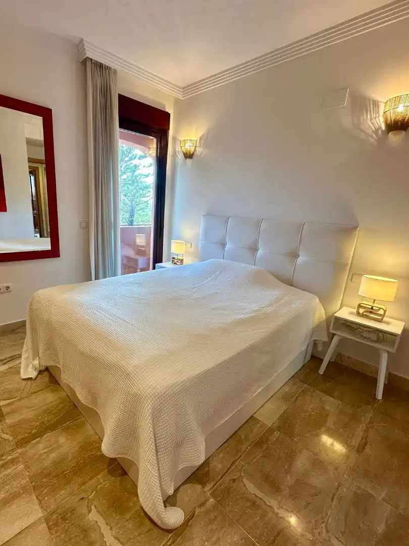 Piso con piscina en venta en Avenida Parque Selwo s/n, imagen 9