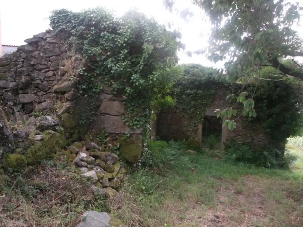 Houses for sale in Lousame
