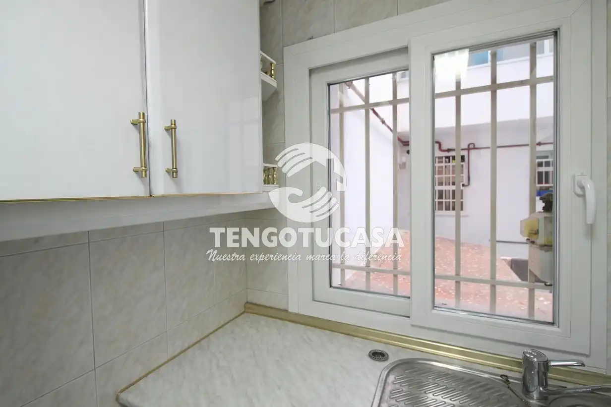 Habitación de Piso de alquiler en Madrid con Calefacción, Horno y Lavadora
