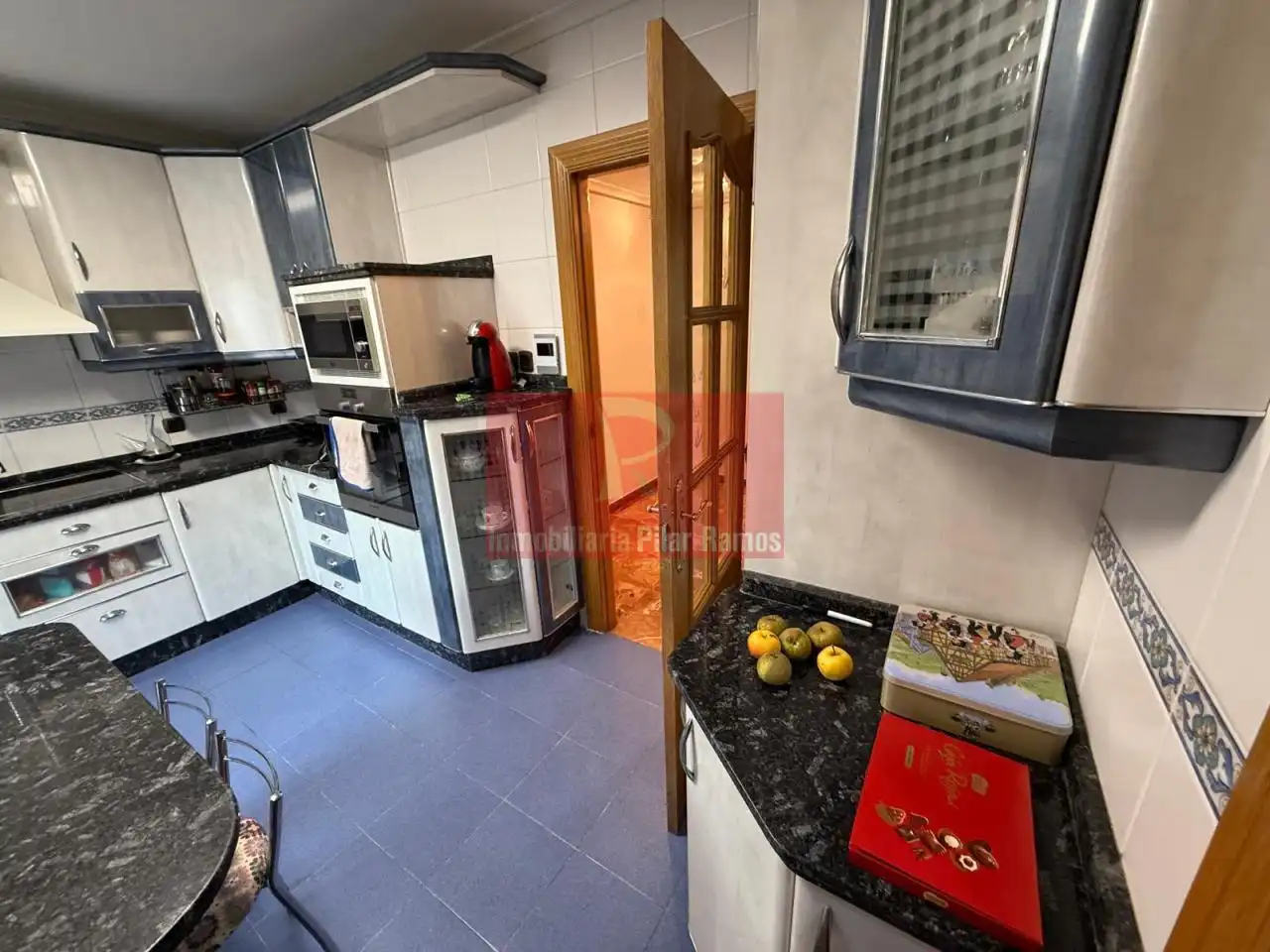 Cocina de Piso en venta en San Andrés del Rabanedo con Calefacción, Parquet y Terraza