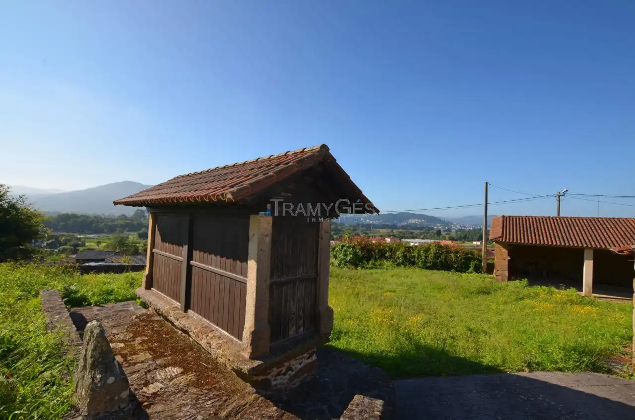 Finca rústica en venta en O Rosal   con Calefacción, Jardín privado y Terraza