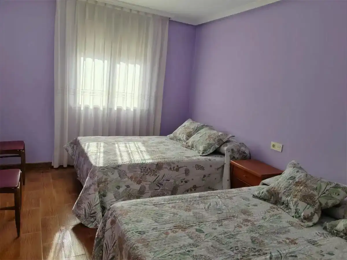 Dormitori de Pis en venda en Santa Elena de Jamuz amb Jardí privat, Traster i Piscina