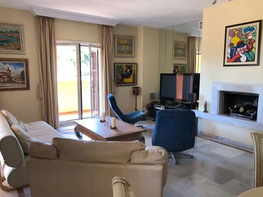 Vivienda con piscina en venta en Nueva Andalucía, imagen 6