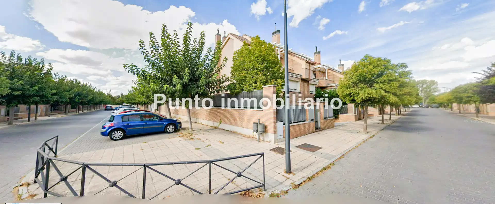 Vista exterior de Casa adosada de alquiler en Valladolid con Aire acondicionado, Calefacción y Jardín privado