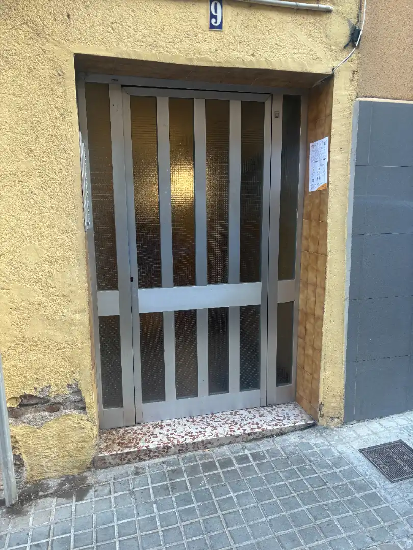 Piso en venta en Badalona con Alarma