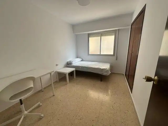 Bedroom of Flat for share in Alcoy / Alcoi  with Terrace and Furnished