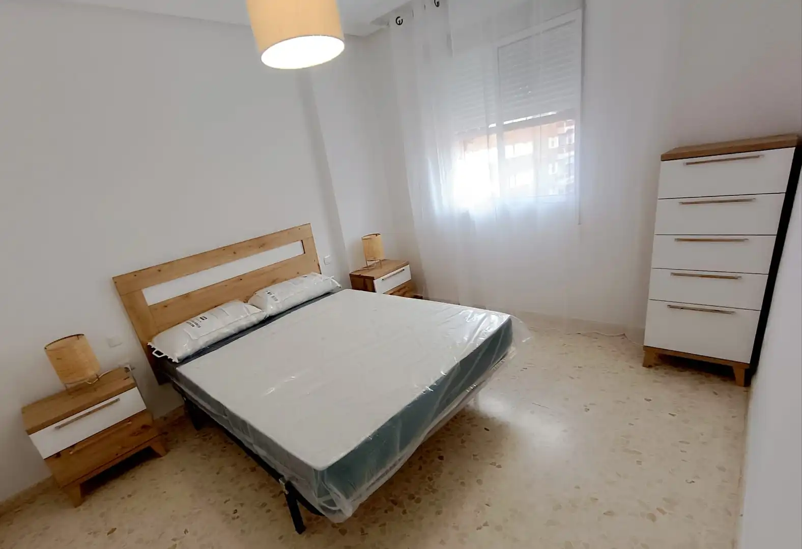Schlafzimmer von Wohnung zur Miete in Badajoz mit Klimaanlage, Möbliert und Ofen