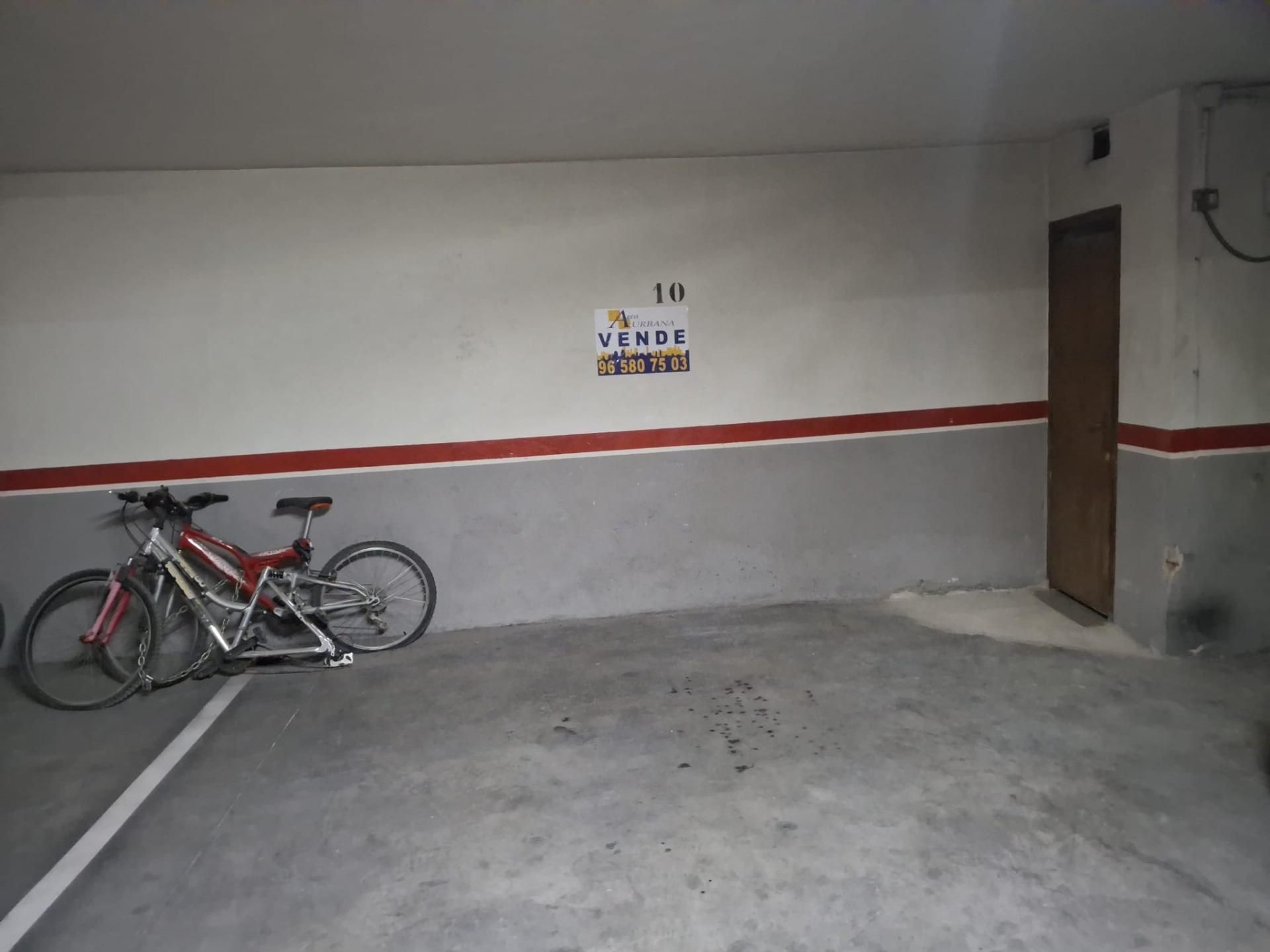 Garatge en venda a Avenida LA CORREDERA, El Rabal