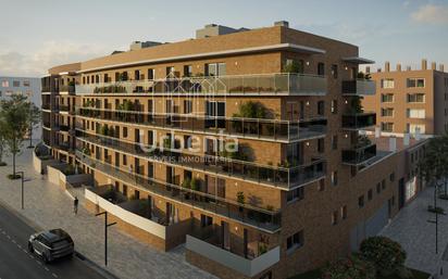 Vista exterior de Pis en venda en Mataró amb Aire condicionat, Calefacció i Terrassa