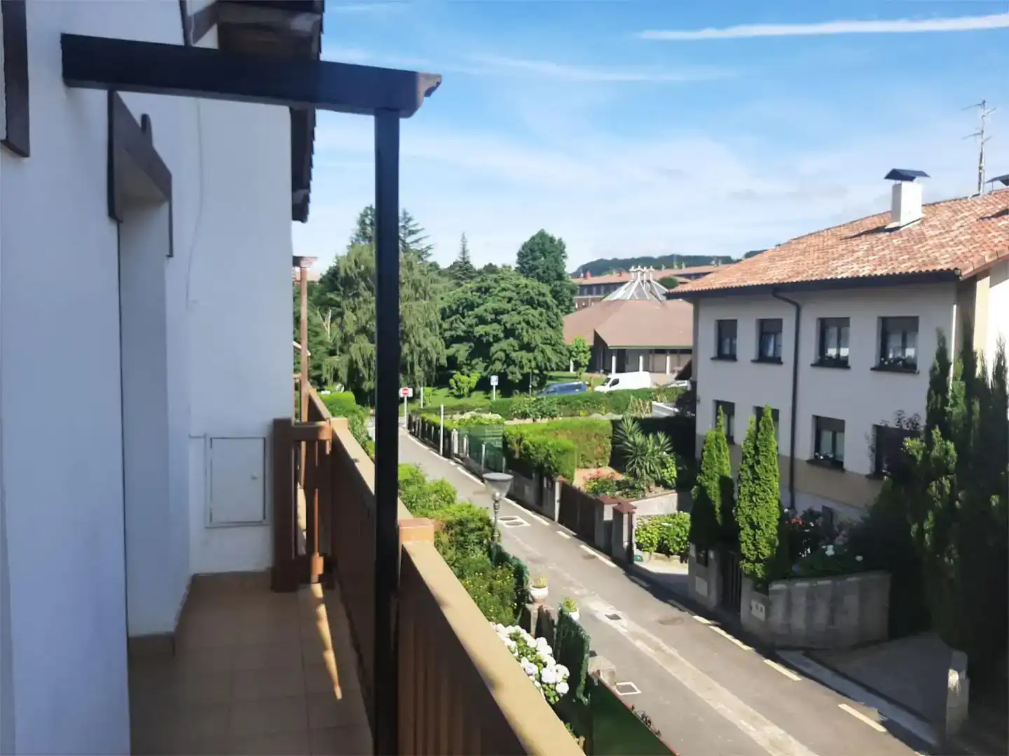Terrassa de Casa adosada en venda en Irun  amb Balcó