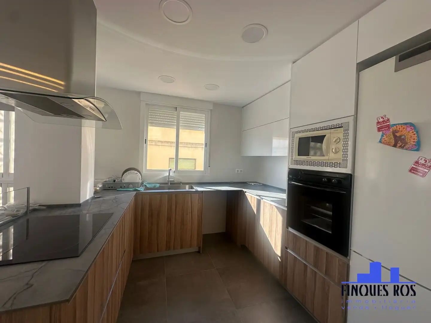 Flat with terrace for sale in Casco Urbano, imagen 4