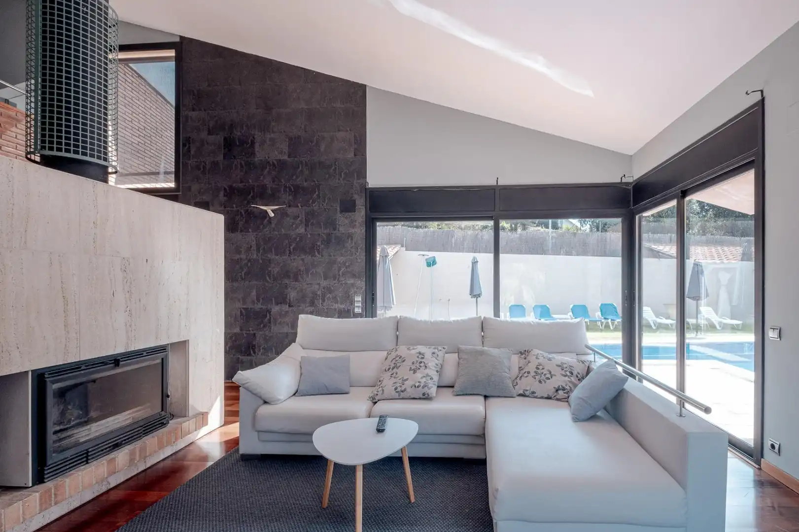 Sala de estar de Casa o chalet en venta en Caldes de Montbui con Aire acondicionado, Calefacción y Jardín privado