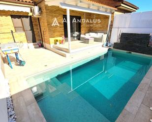 Swimming pool of Single-family semi-detached for sale in Seseña  with Terrace, Swimming Pool and Balcony