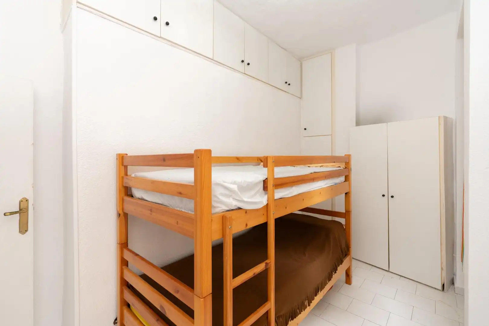 Schlafzimmer von Büro zum Verkauf in Motril mit Klimaanlage