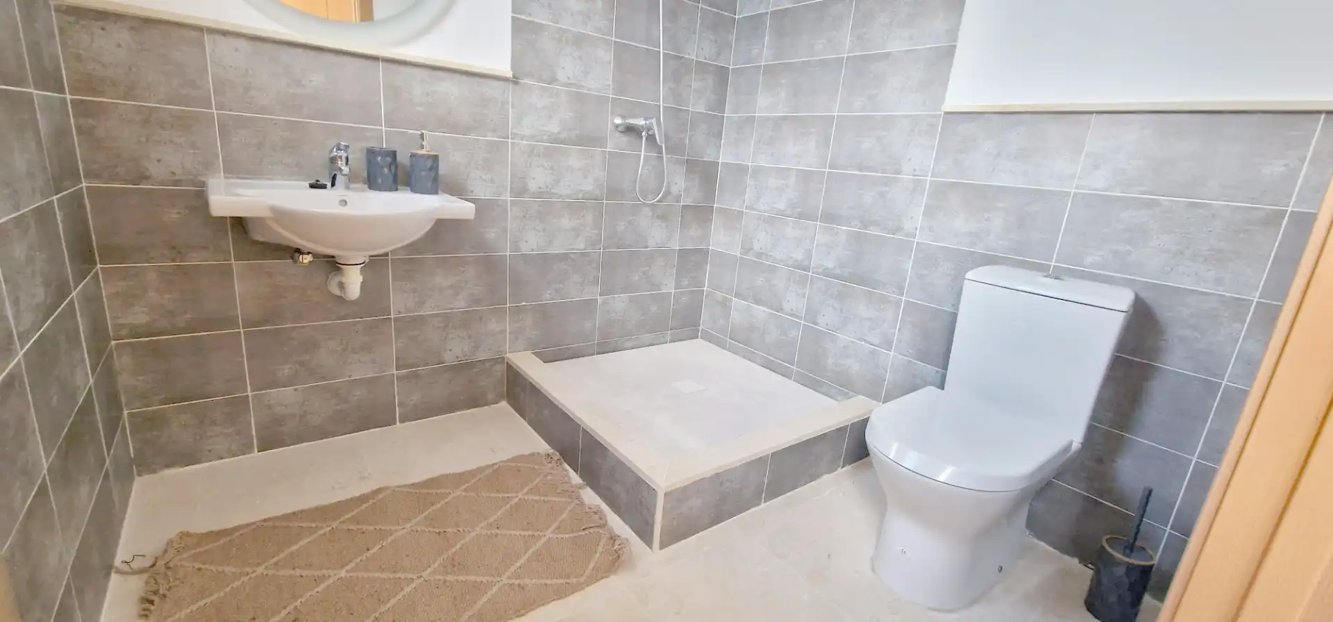 Baño de Casa adosada en venta en Casares con Jardín privado, Terraza y Trastero